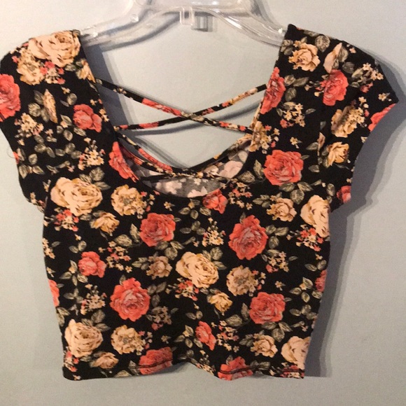 Floral Crop top - Picture 5 of 5